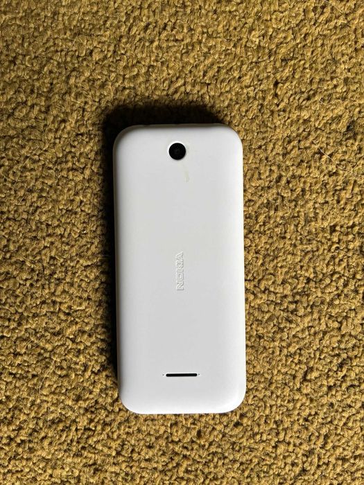 Nokia 225 Dual SIM Telemóvel Clássico c/ Caixa e Carregador
