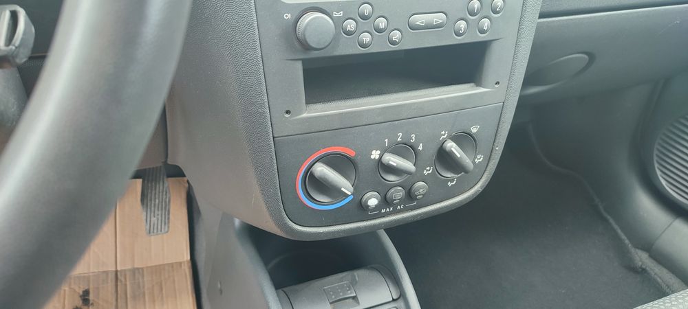 Opel Corsa C 1.7 DI  Isuzu