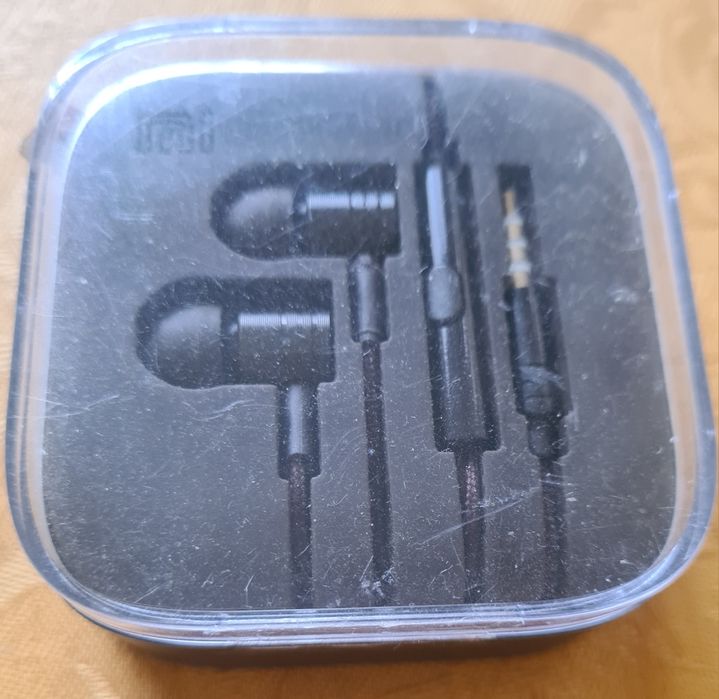 Fones da marca ML antigos