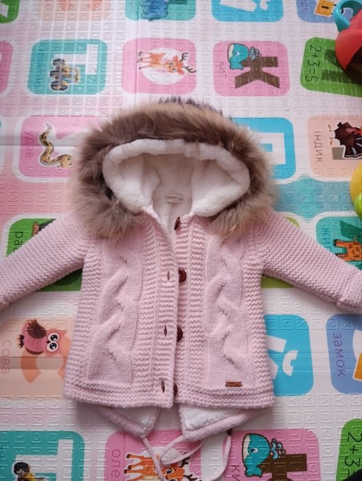 Продам в'язану кофту