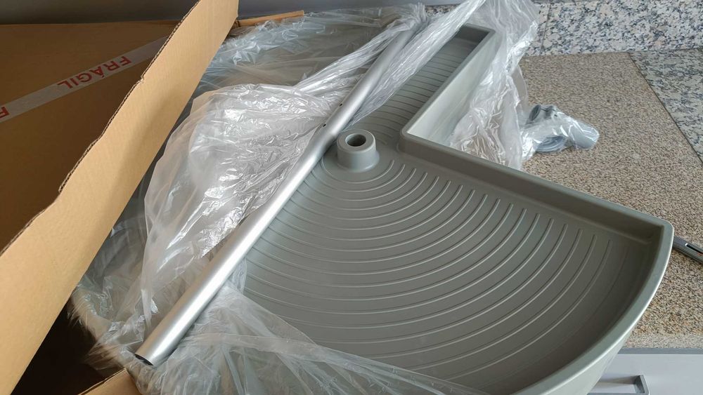 Acessório rotativo para móvel de canto