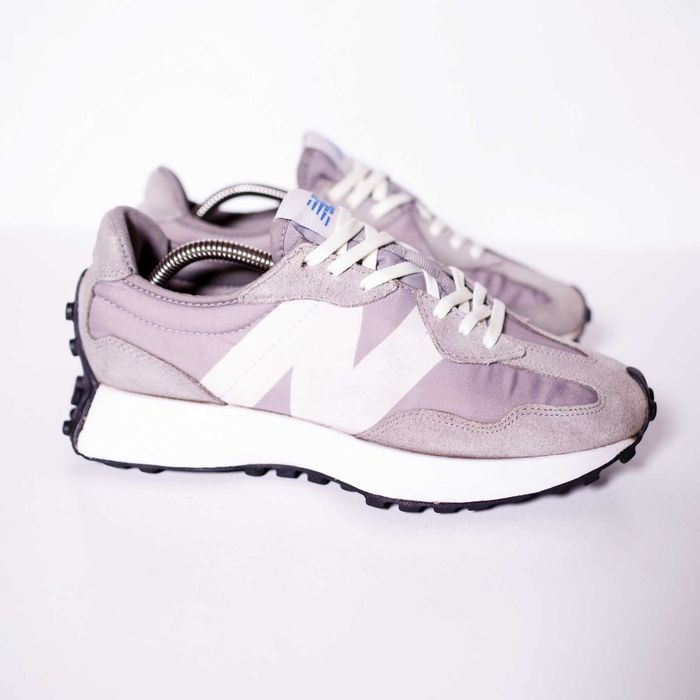 Кросівки New Balance 327 оригінал 38,5 розмір літо осінь чудовий стан