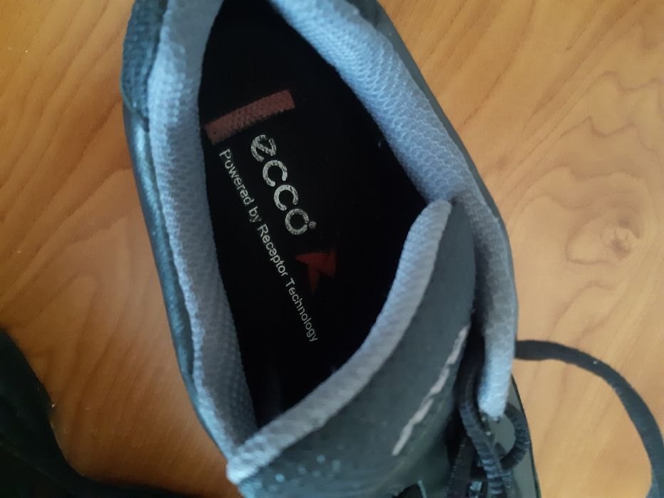 Sportowe buty damskie Ecco
