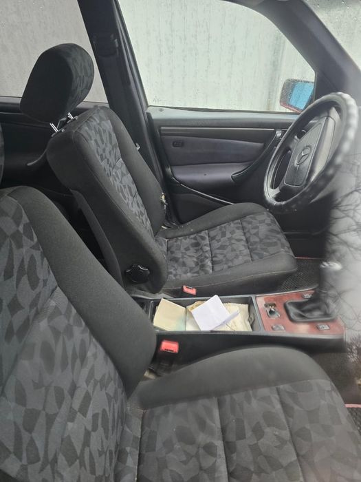 Мерседес 1998 року 2.2 CDI 611 мотор