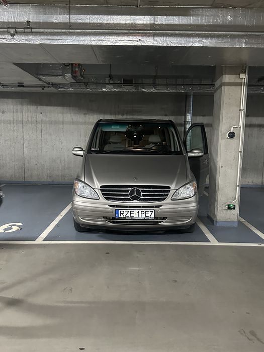 Mercedes-Benz Viano