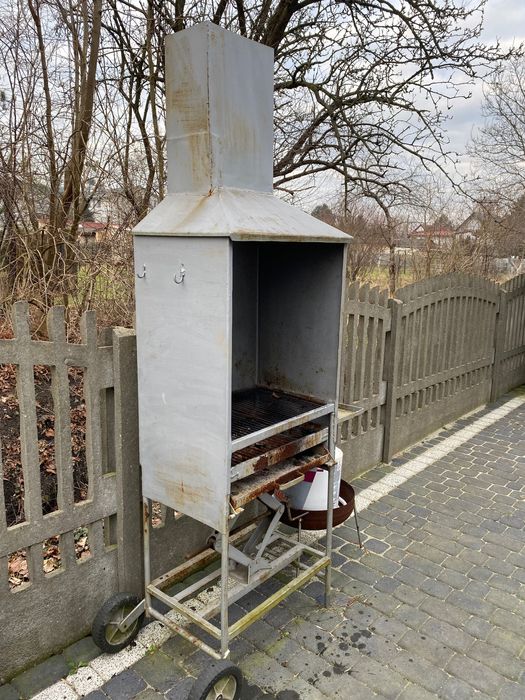 Super duży wielofunkcyjny grill z kominem + palenisko + węgiel drzewny