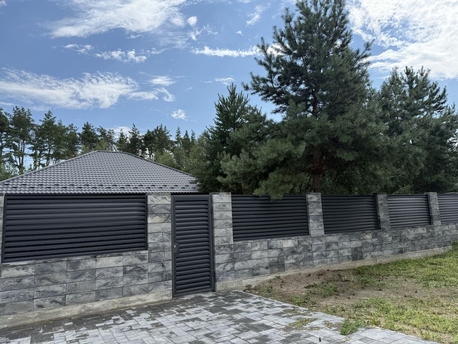 Продам будинок з ремонтом та бомбосховищем в Дмитрівці