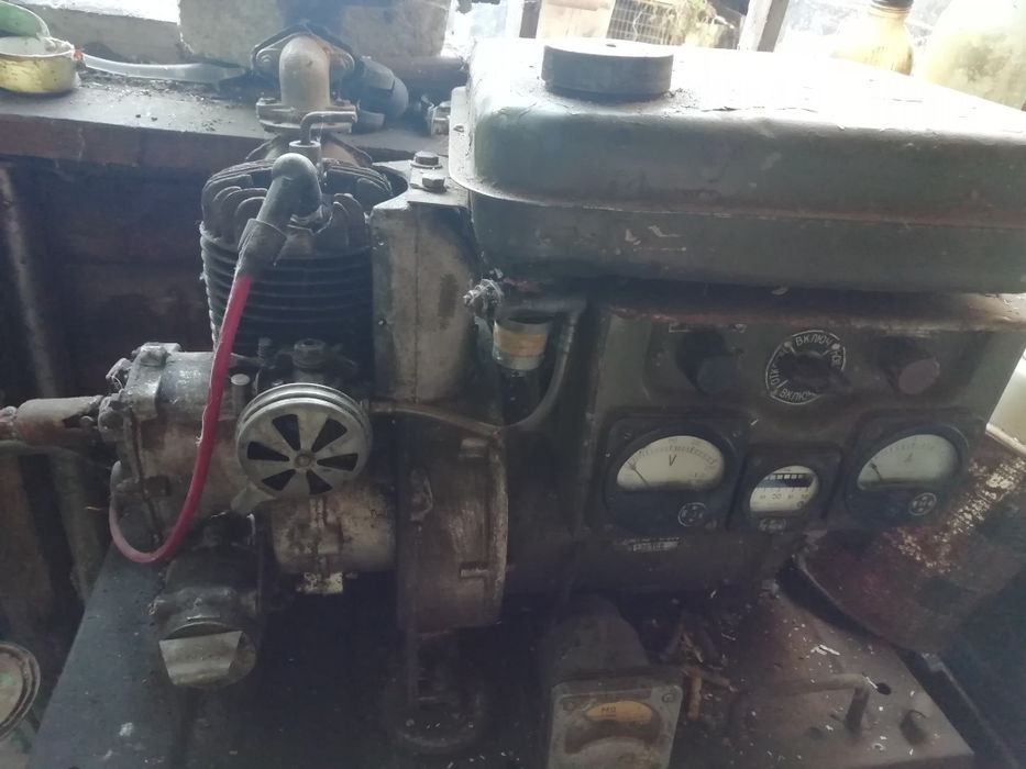 Генератор армійський