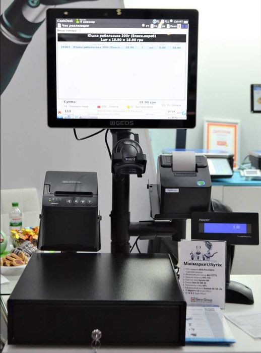 Торгові стелажі. Касові бокси. Прилавки. Торгове обладнання. Вітрини