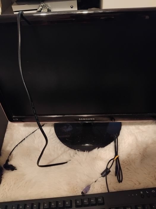 Sprzedam komputer stacjonarny