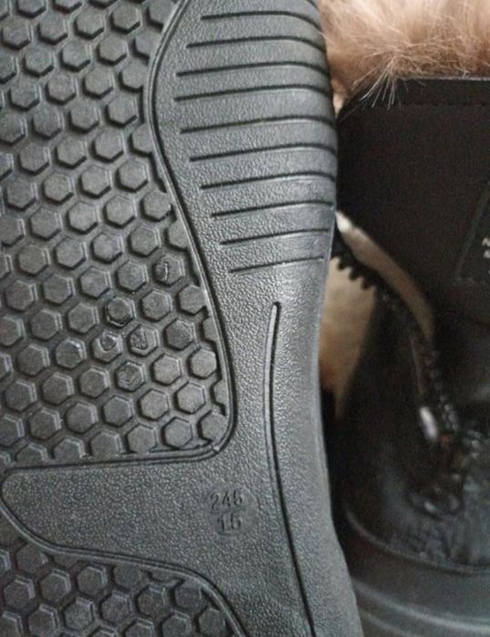 Теплі чоботи 38 розмір