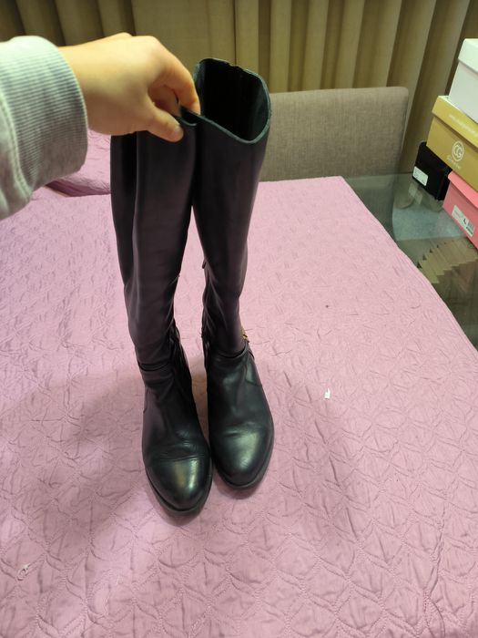 Botas em pele Pretas