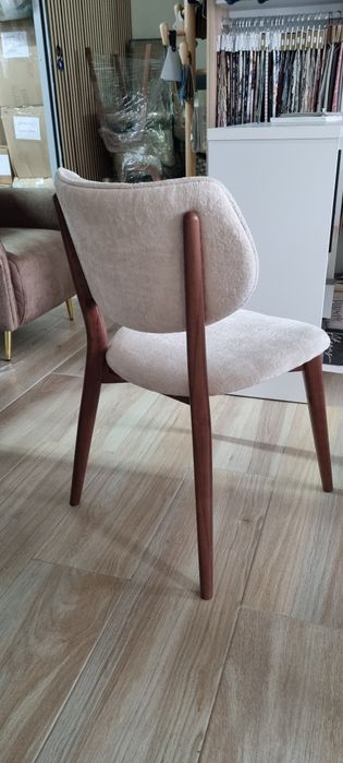 Cadeiras nova fábrica