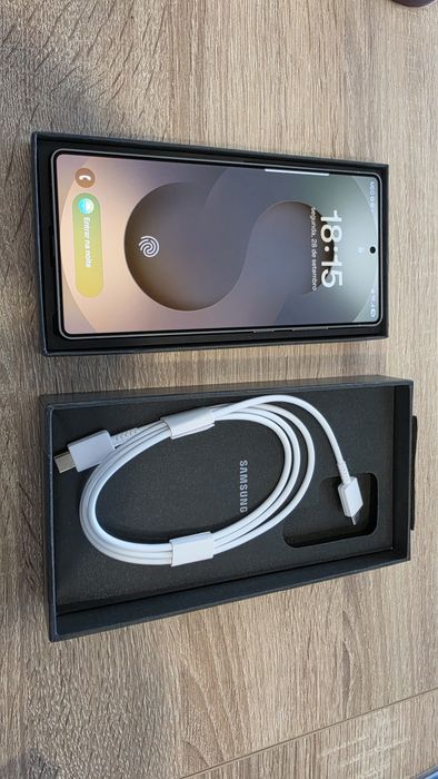 Samsung Galaxy S25 Ultra 256 GB, como novo