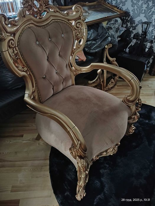 Королівське крісло з дерева бархат,дерево,різьблене,велюр