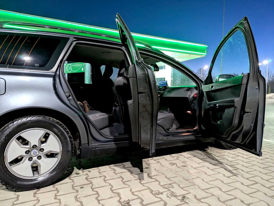 Volvo V50 2010 VIN YV1MW76F2A2557961 фото оголошення 5 з 12