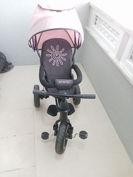 Triciclo de criança