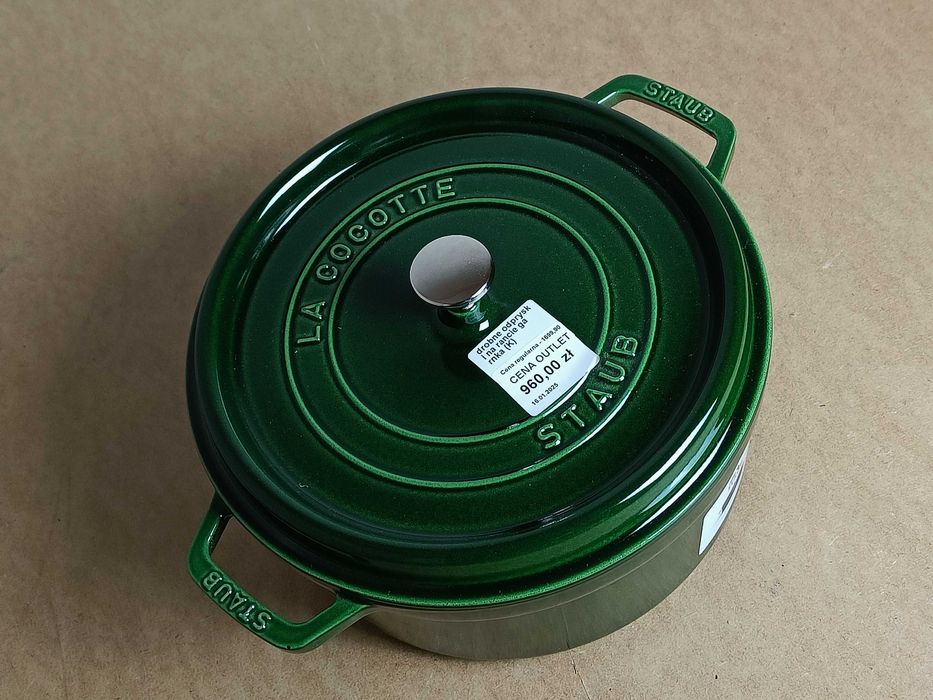 Garnek żeliwny z pokrywką STAUB La Cocotte zielony - OUTLET
