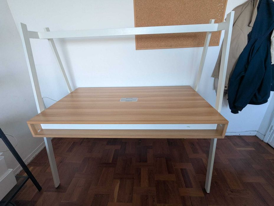 Secretária SKLUM 144x80x140.5