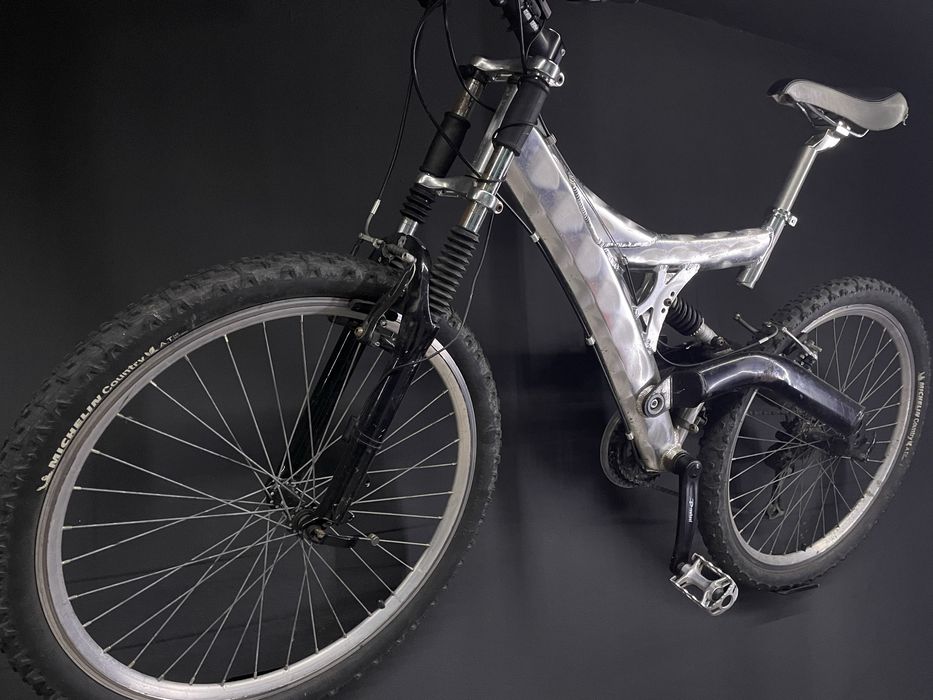 Bicicleta suspensão total - Shimano Alivio