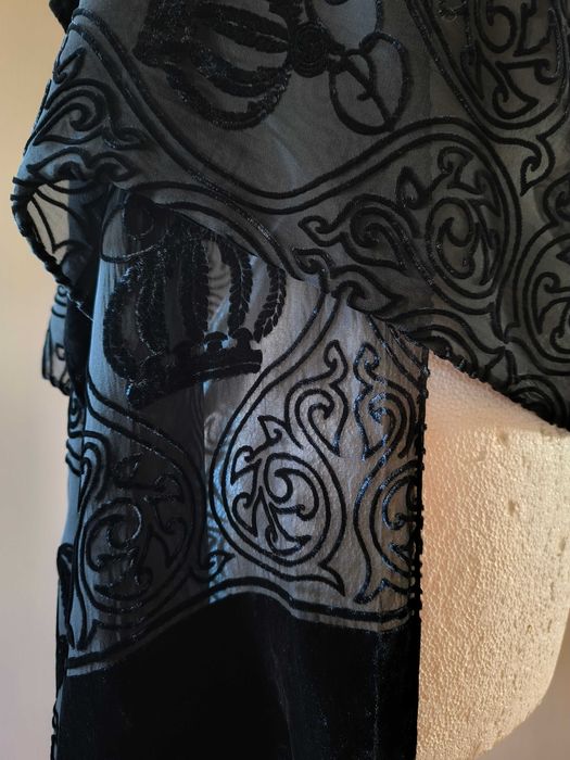 Chusta, szal , apaszka elegancka czarna z aksamitu, miękka, delikatna