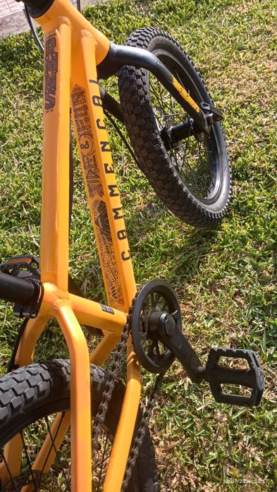 Bicicleta Commencal