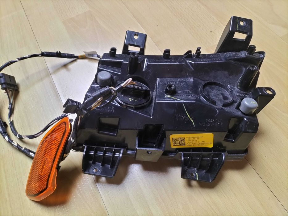 Jeep Wrangler halogen led prawy