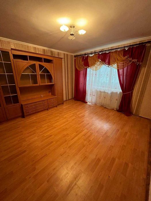 Продаж 2-х к квартири в  Новій Любомирці