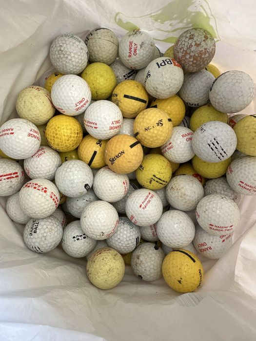 BOLAS de Golf aproximadamento 150 uni