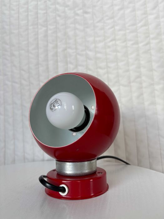 Space Age Red Eyeball Italian Magnetic Lamp Goffredo Reggiani