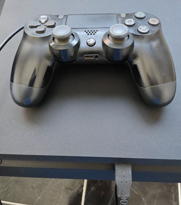 PS4 - PlayStation 4 Slim 1Tb + Comando + Jogos + Caixa Original – Excelente Estado