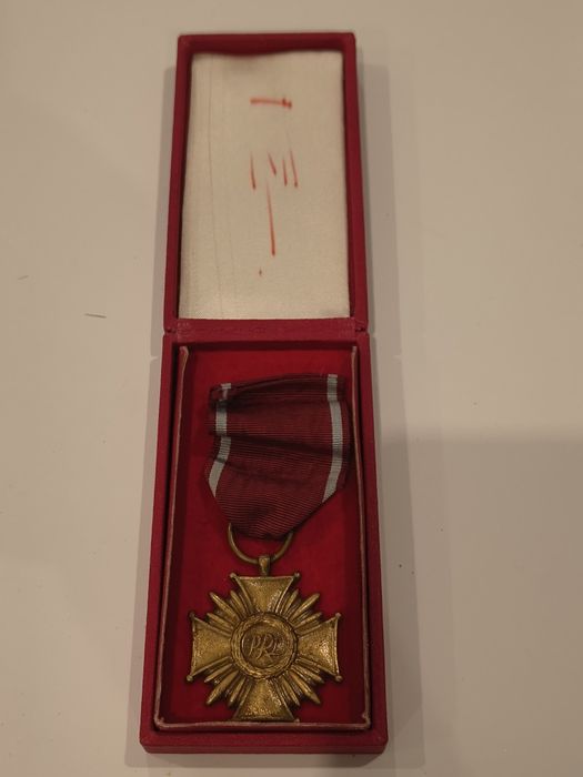 Brązowy krzyż zasługi PRL medal odznaczenie