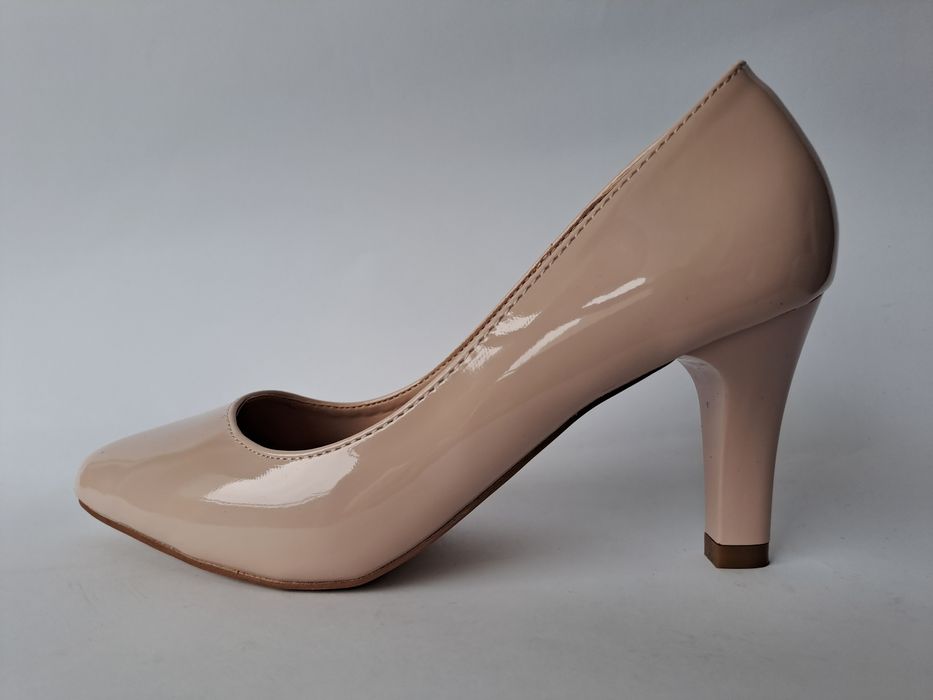 Czółenka na obcasie, półbuty, szpilki beżowe rozmiar 37, 38