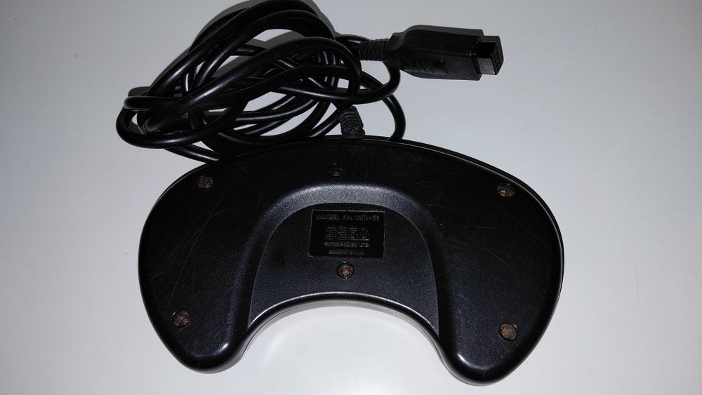Геймпади 2шт для Sega