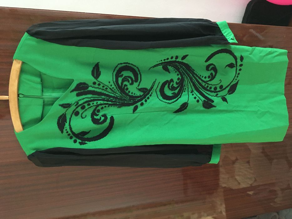 Плаття вишите бісером