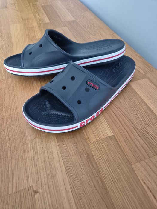 Sprzedam klapki crocs rozmiar 43/44