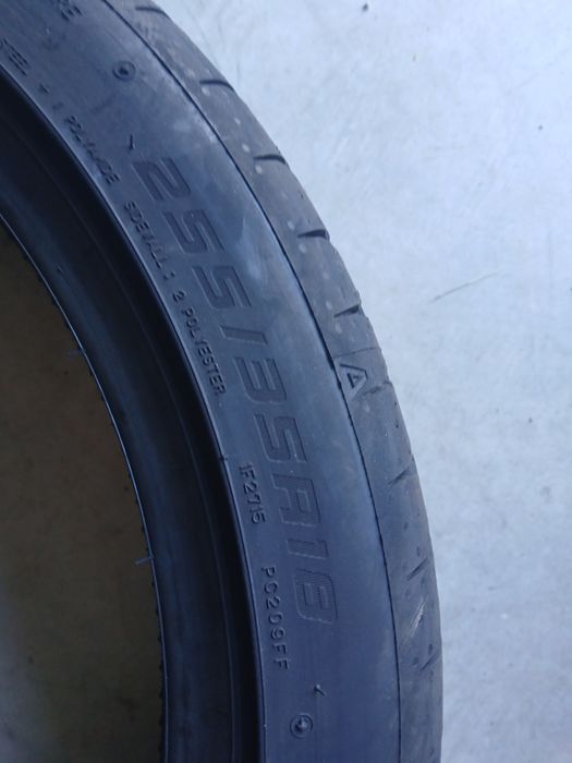 2 pneus 255 35 r18 Falken Novos