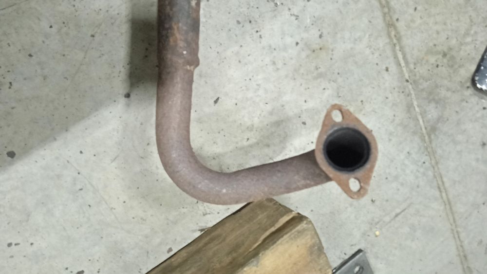 Вихлопна труба  технигаз