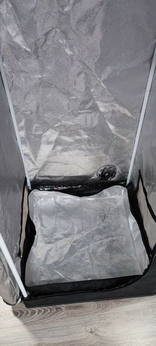 Armário Cultivo Indoor 60x60x140cm bom estado