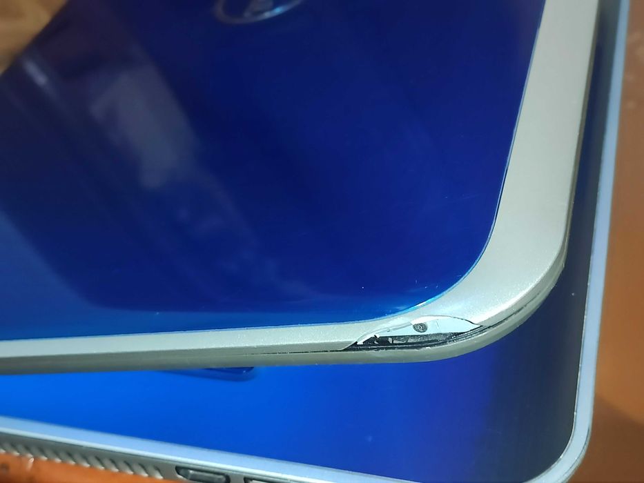 Ноутбук Dell Inspiron 5520