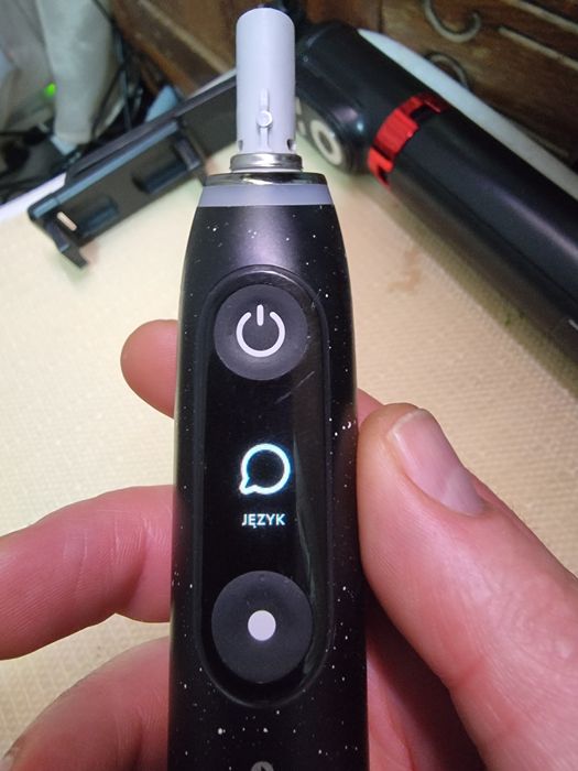 Szczoteczka magnetyczna Oral-B iO Series 10