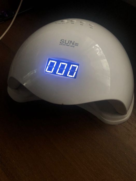 Лампа для манікюру