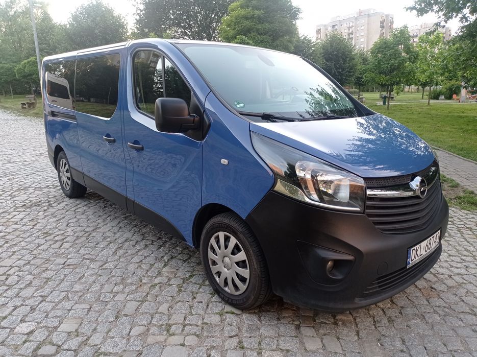 Wypożyczalnia aut/Bus 9 osobowy wynajem/taxi 9 osób/przewóz osób