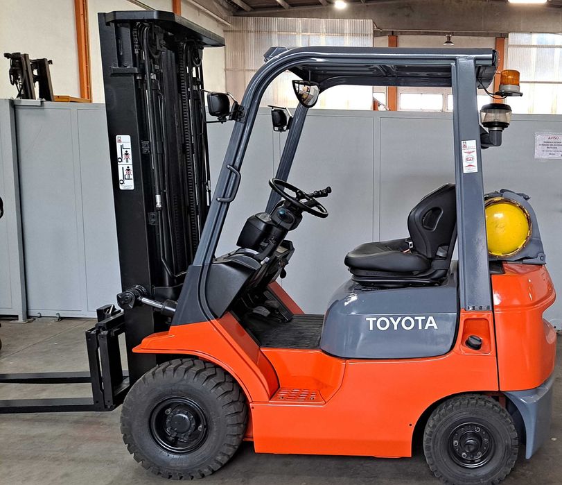 Empilhador Toyota a gás