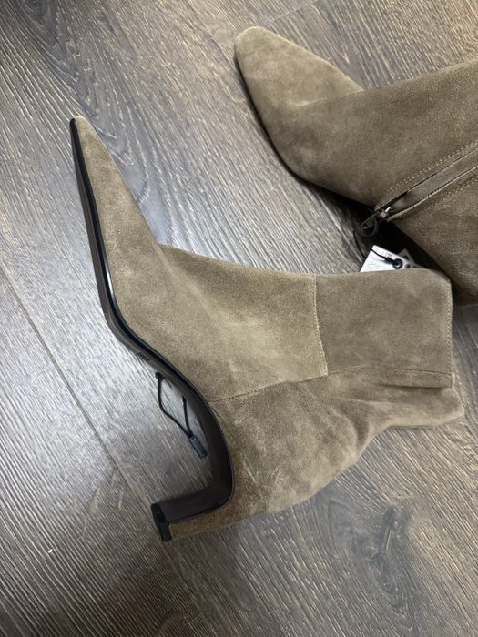 Skórzane botki Zara zamsz