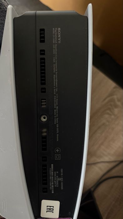 PS  5 blu-ray + SSD Kingston renegade Fury 2 TB