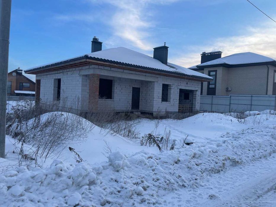 Будинок-недобудова в Станишівці, без чужого ремонту!