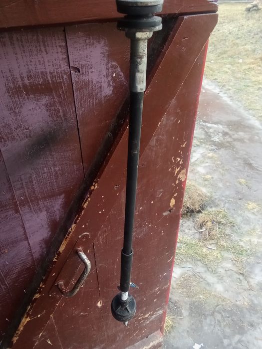 Новый электробензанасос и другие запчасти новые .