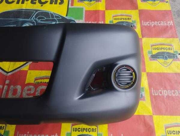 Para-choques Frente Toyota Hilux | 131019