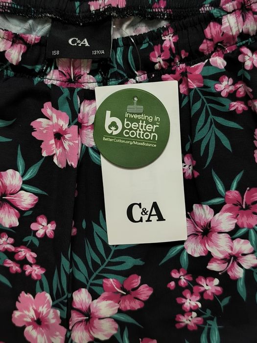 Новий піжамний комплект C&A (майка та шорти) з квітковим принтом